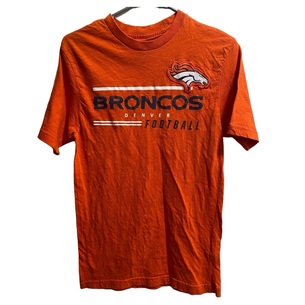 Lot of 3 Men’s Denver Broncos Football T-Shirts, 2 Orange sz Sm, Blue sz. Med